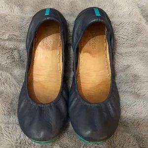 Tieks, In California Navy- Size 8